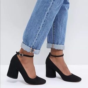 NEW - ASOS Shortbread Block Heel - Size 10